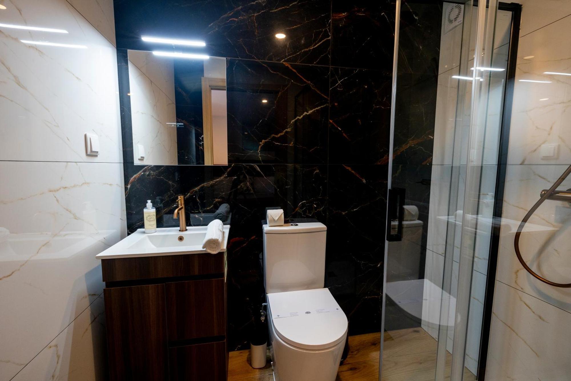 Cruzeiros Guest House, Piscina, Jacuzi, Grupos Tangil المظهر الخارجي الصورة